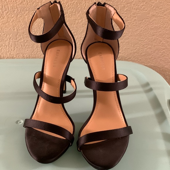 Express black 3 straps heels - size 6 - Picture 1 of 9